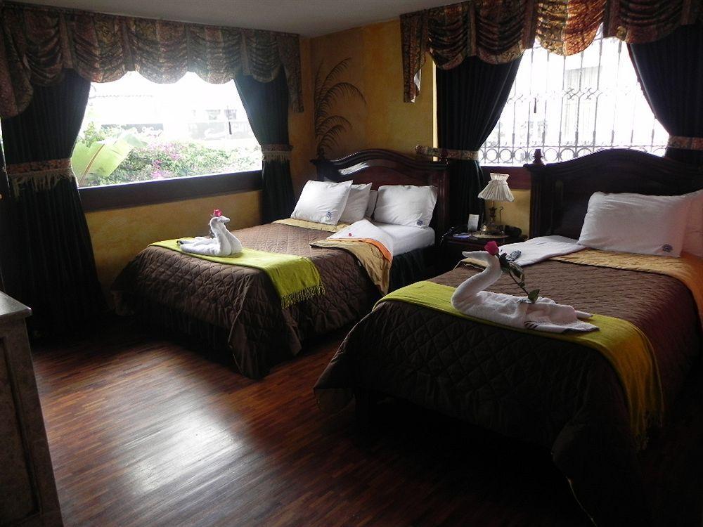 Hotel Nass Sol De Quito Extérieur photo