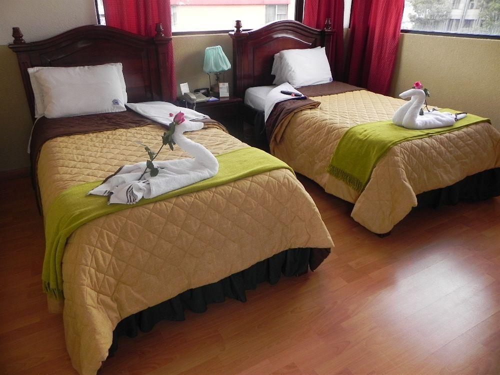 Hotel Nass Sol De Quito Extérieur photo