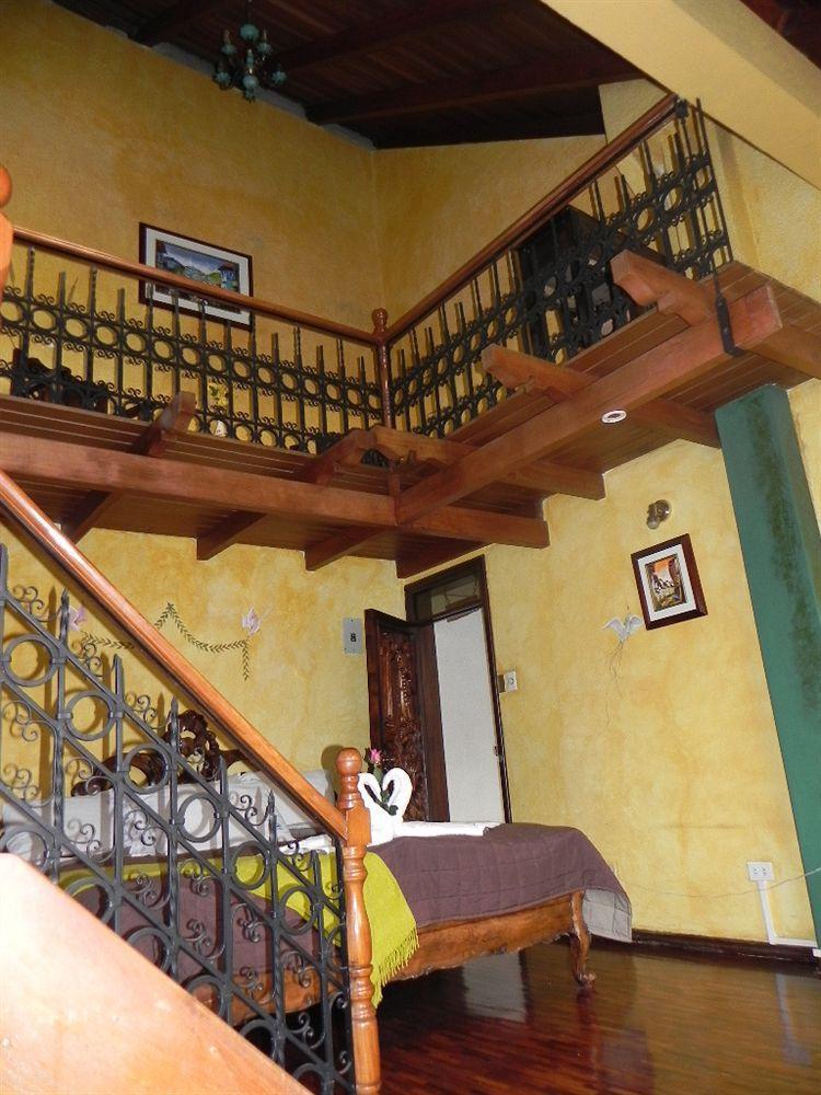 Hotel Nass Sol De Quito Extérieur photo