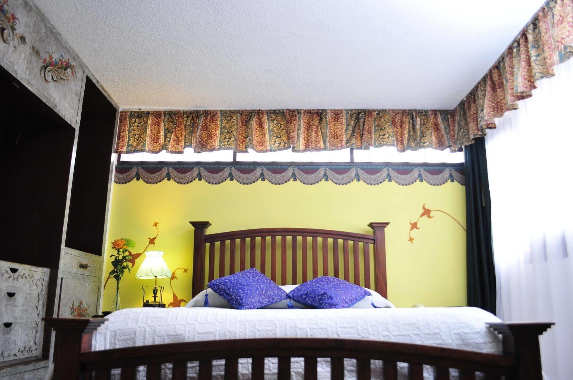Hotel Nass Sol De Quito Extérieur photo