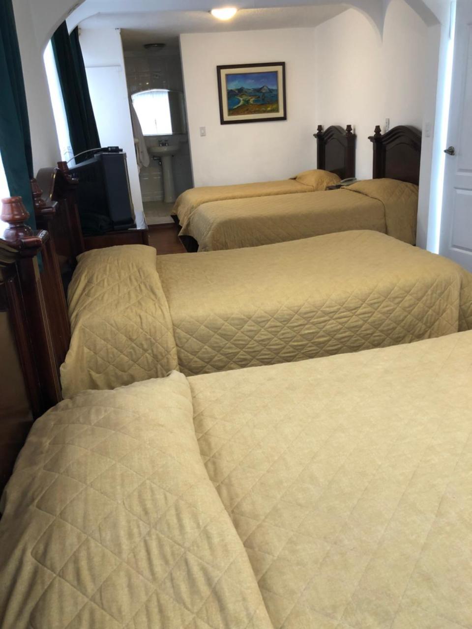 Hotel Nass Sol De Quito Extérieur photo