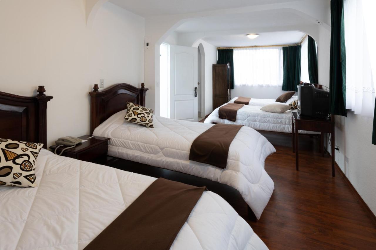 Hotel Nass Sol De Quito Extérieur photo