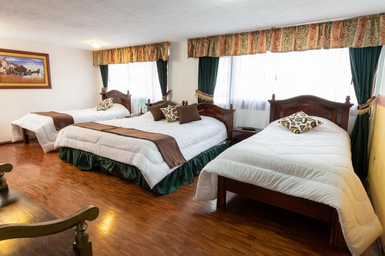 Hotel Nass Sol De Quito Extérieur photo