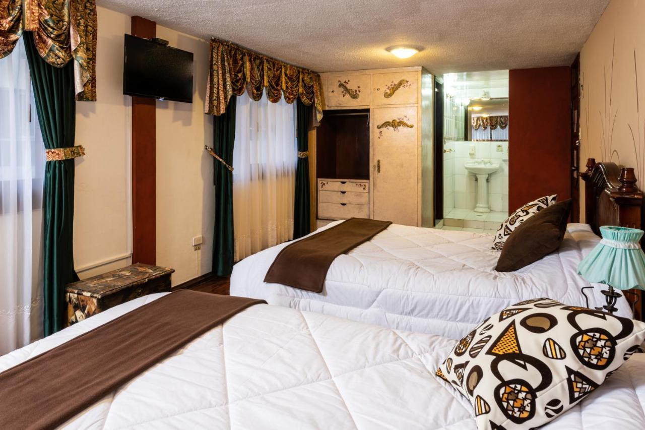 Hotel Nass Sol De Quito Extérieur photo
